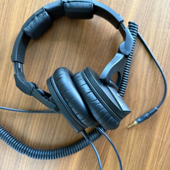 SENNHEISER HD 280 PRO Over-Ear Studio Monitoring Headphones | MINT w/ Box! - Picture 2 of 5